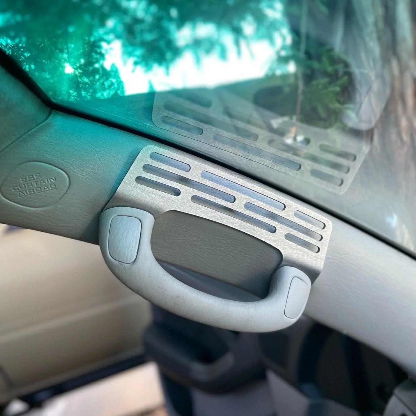 2003-2009 Toyota 4Runner (4th Gen) A-Pillar Grab Handle Accessory Mount For Phones Ham Radios Switch’s Winch Controller Overlanding