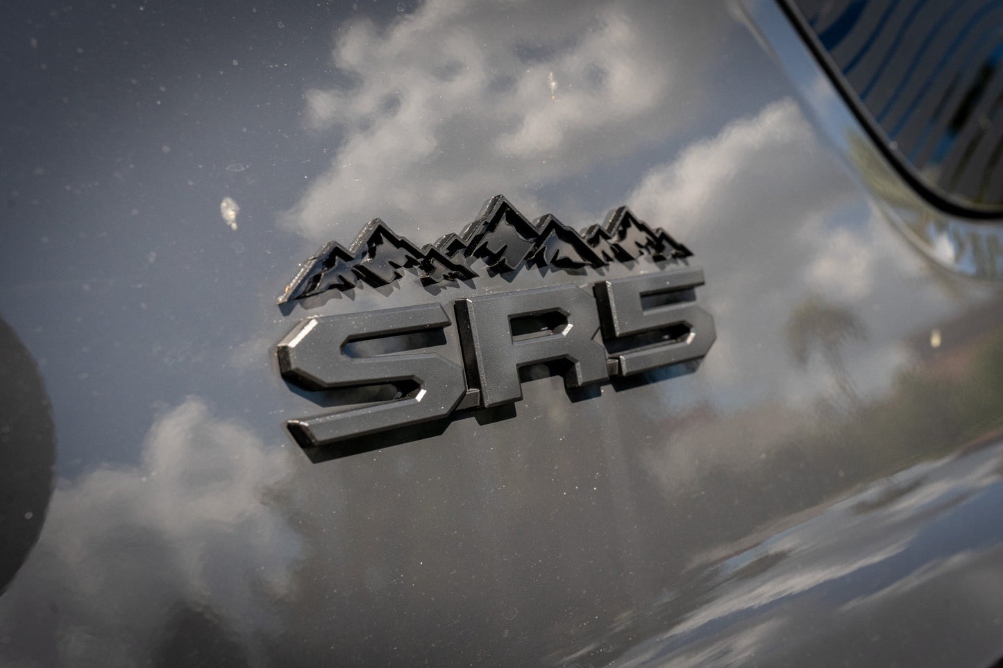 Acrylic C Pillar Mountain Range Emblem - 2024+ Tacoma / 2025+ 4Runner