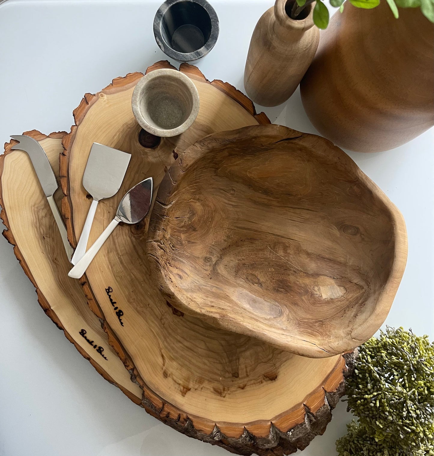 White Dipped Enamel Cheese Set